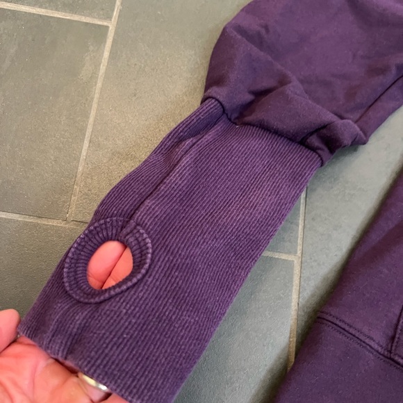 BP Born Primitive Hoodie with peek-a-boo back - Picture 8 of 8